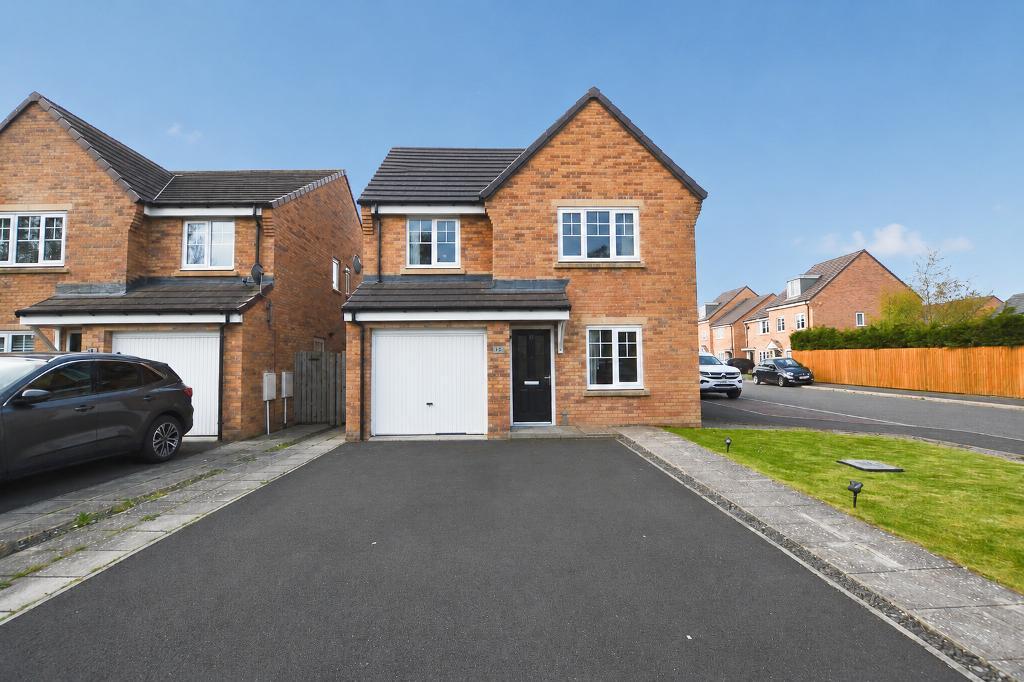 Rochester Place, Dinnington, Newcastle Upon Tyne, NE13 7NU